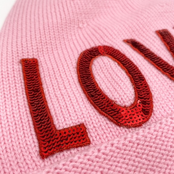 Gucci LOVED Knit Sequin Slouchy Beanie 😳🔥🔥 - Picture 4 of 16